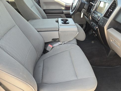 Used 2019 Ford F150 XLT image 13