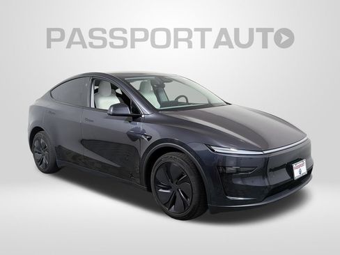 Used 2026 Tesla Model Y Long Range AWD/4WD image 9