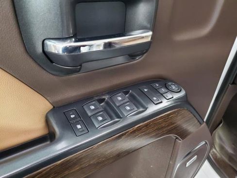 Used 2017 GMC Sierra 2500 Denali w/ Duramax Plus Package image 13