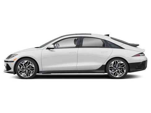 Used 2024 Hyundai Ioniq 6 Limited RWD image 3