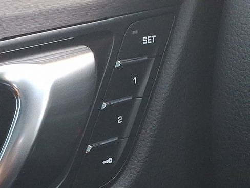 Used 2021 Porsche Macan GTS image 27