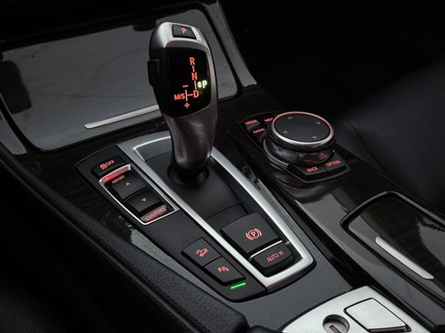 Used 2015 BMW 528i xDrive Sedan image 36