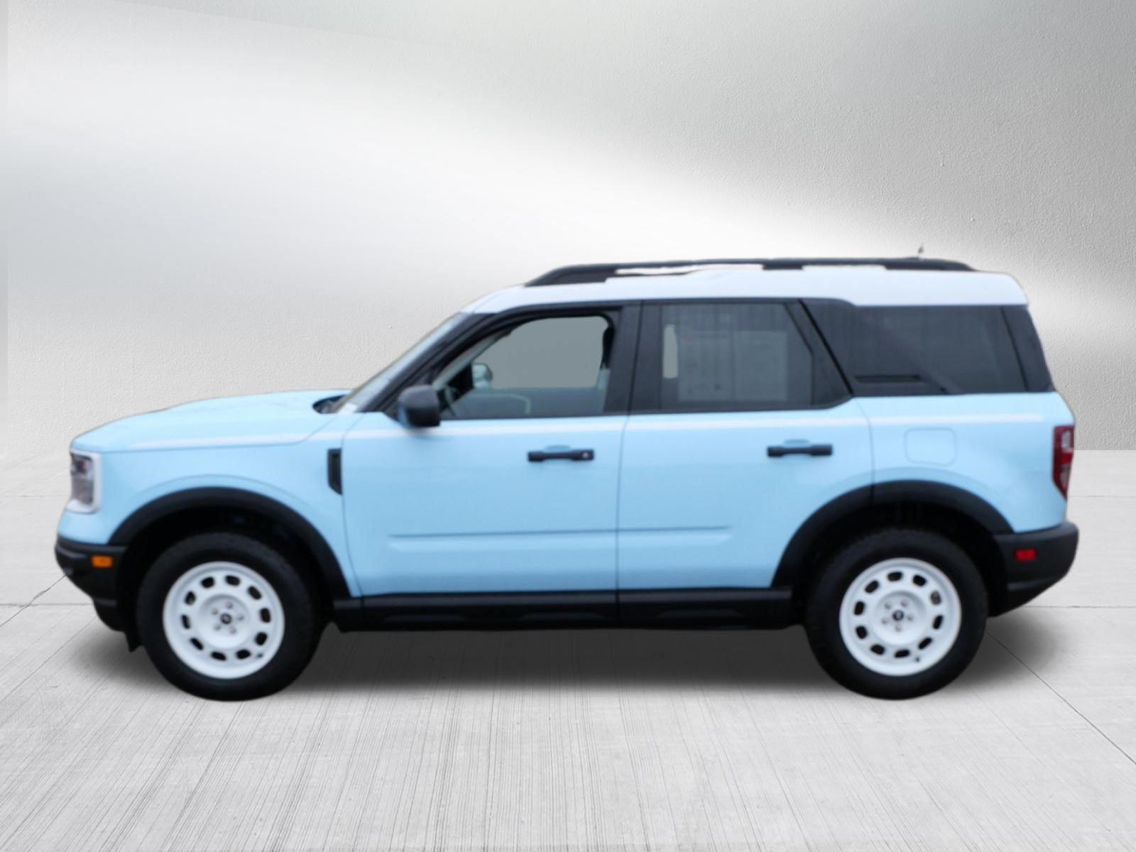 Certified 2023 Ford Bronco Sport Heritage AWD/4WD image 4