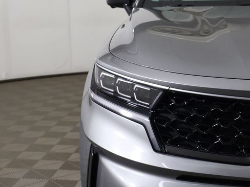 Used 2023 Kia Sorento SX Prestige AWD/4WD image 18