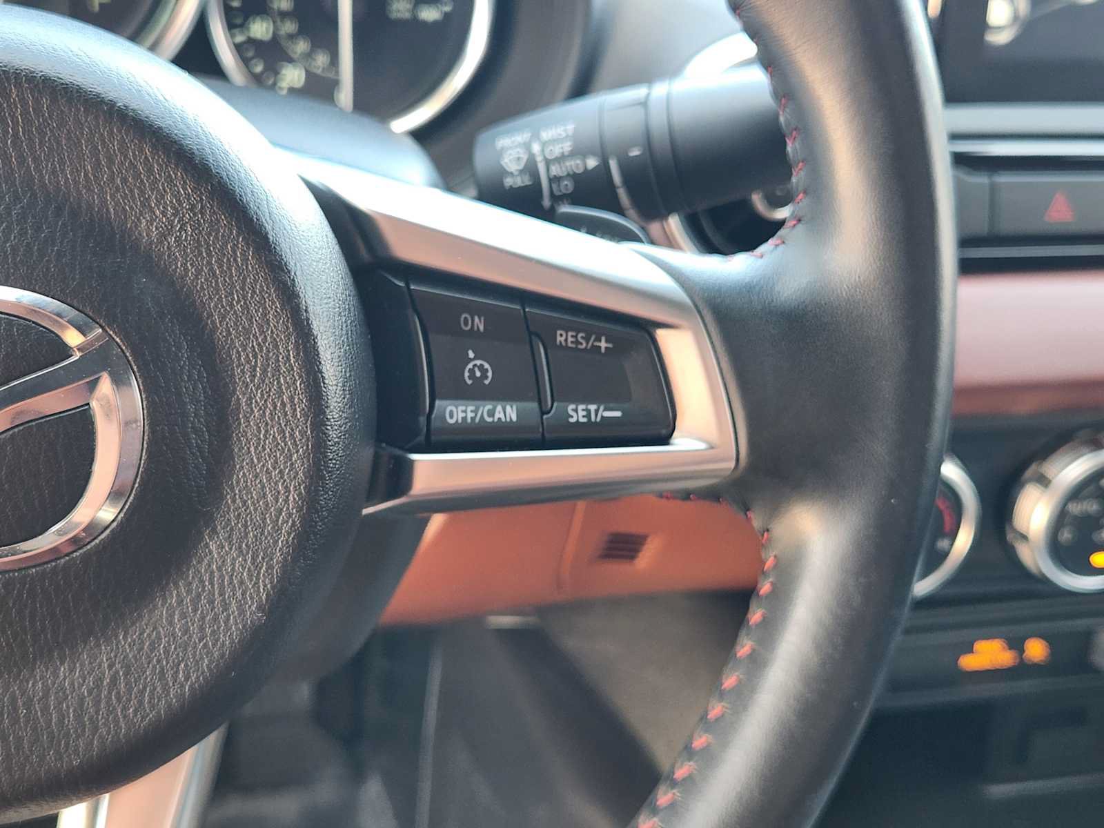 Used 2019 MAZDA MX-5 Miata RF Grand Touring RWD image 30