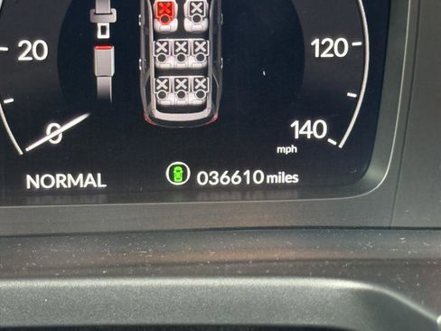 Used 2023 Honda Pilot Elite image 29