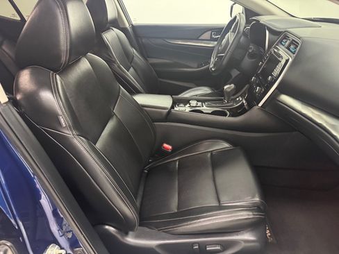 Used 2020 Nissan Maxima 3.5 SV w/ Floor Mat Group FWD image 15