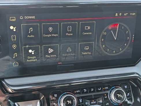 Used 2024 GMC Sierra 1500 AT4 w/ Technology Package image 23