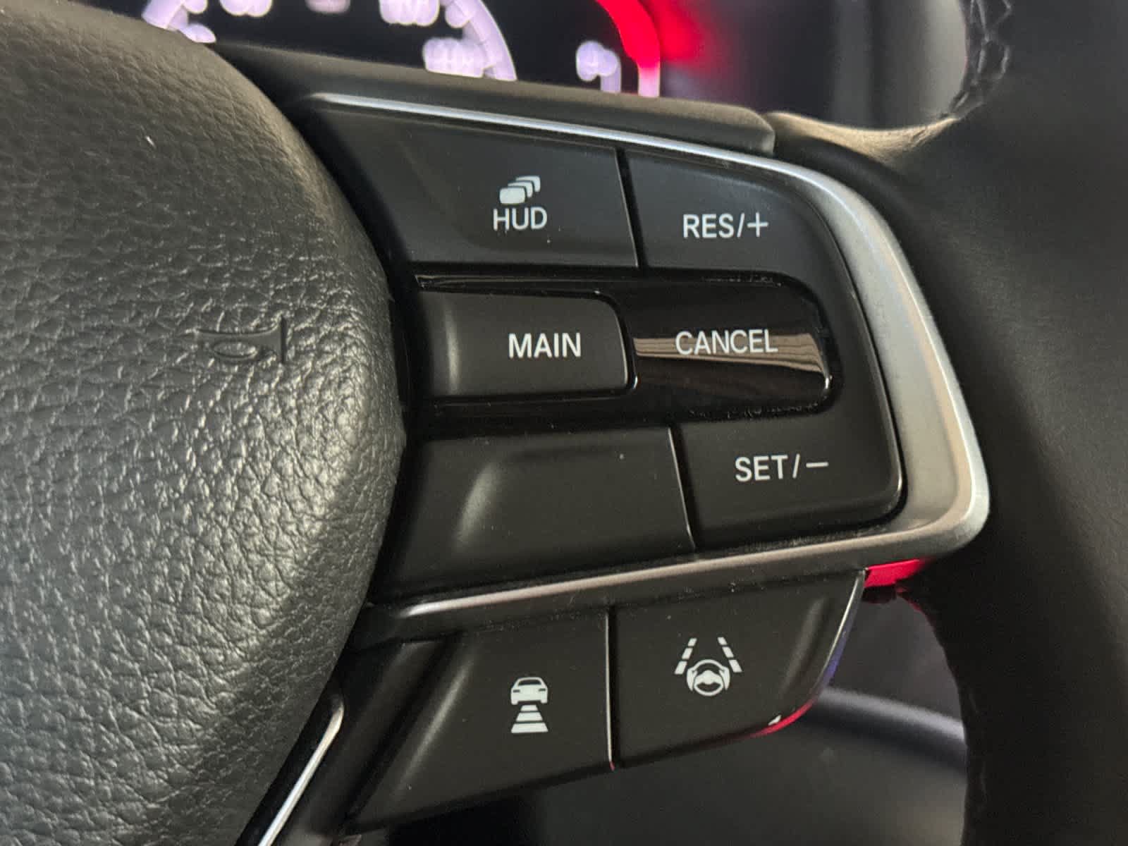 Used 2018 Honda Accord Touring image 27