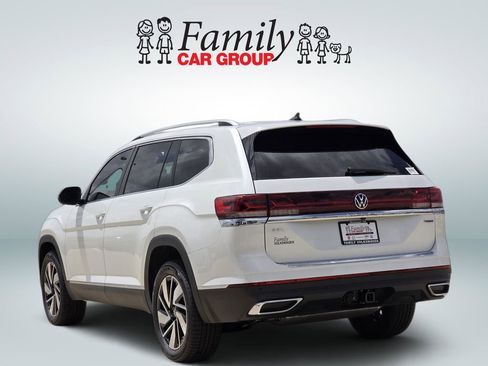 New 2026 Volkswagen Atlas SEL image 3