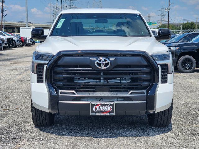 Used 2025 Toyota Tundra SR w/ SR Tow Package RWD image 2