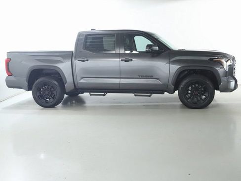 Used 2024 Toyota Tundra SR5 w/ SR5 Premium Package AWD/4WD image 11