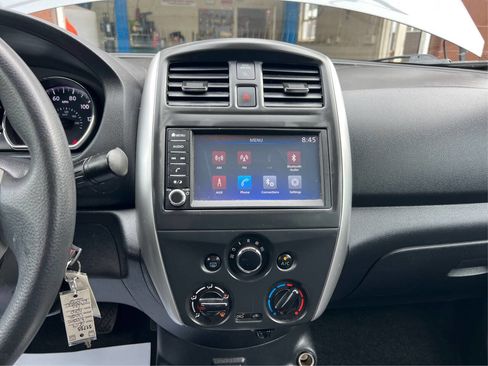 Used 2019 Nissan Versa SV FWD image 14