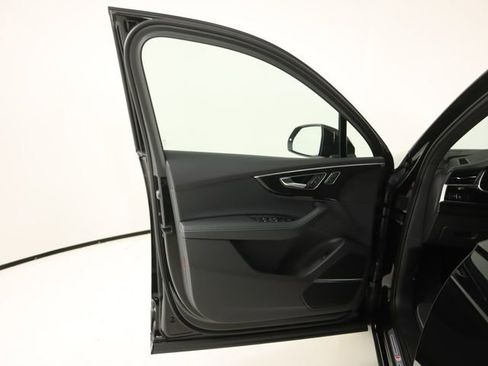 New 2026 Audi Q7 Premium Plus image 10