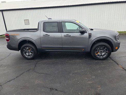 New 2026 Ford Maverick Tremor image 2