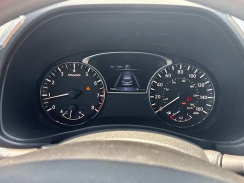 Used 2019 Nissan Pathfinder S AWD/4WD image 36