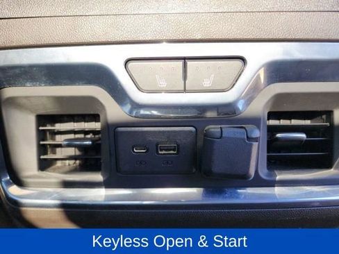 Used 2021 GMC Sierra 1500 SLT image 24