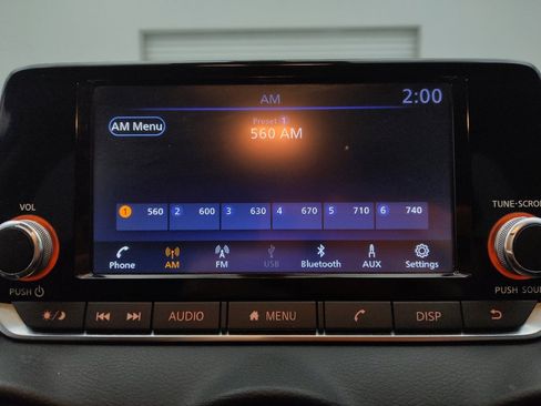 Used 2025 Nissan Sentra S image 25