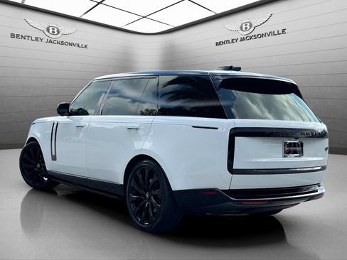 Used 2023 Land Rover Range Rover Long Wheelbase Autobiography AWD/4WD image 2