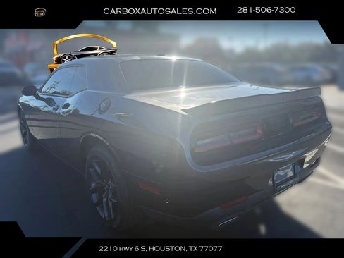 Used 2021 Dodge Challenger SXT w/ Blacktop Package RWD image 3