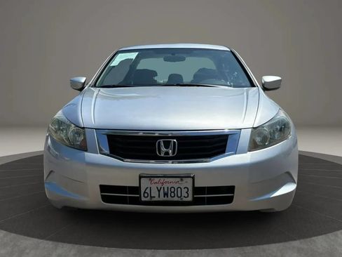 Used 2010 Honda Accord LX-P image 3