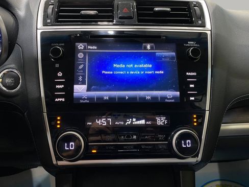 Used 2018 Subaru Outback 2.5i Limited AWD/4WD image 14