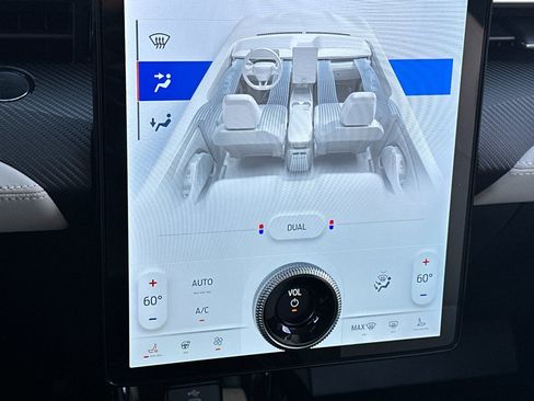 Used 2025 Ford Mustang Mach-E Premium image 19