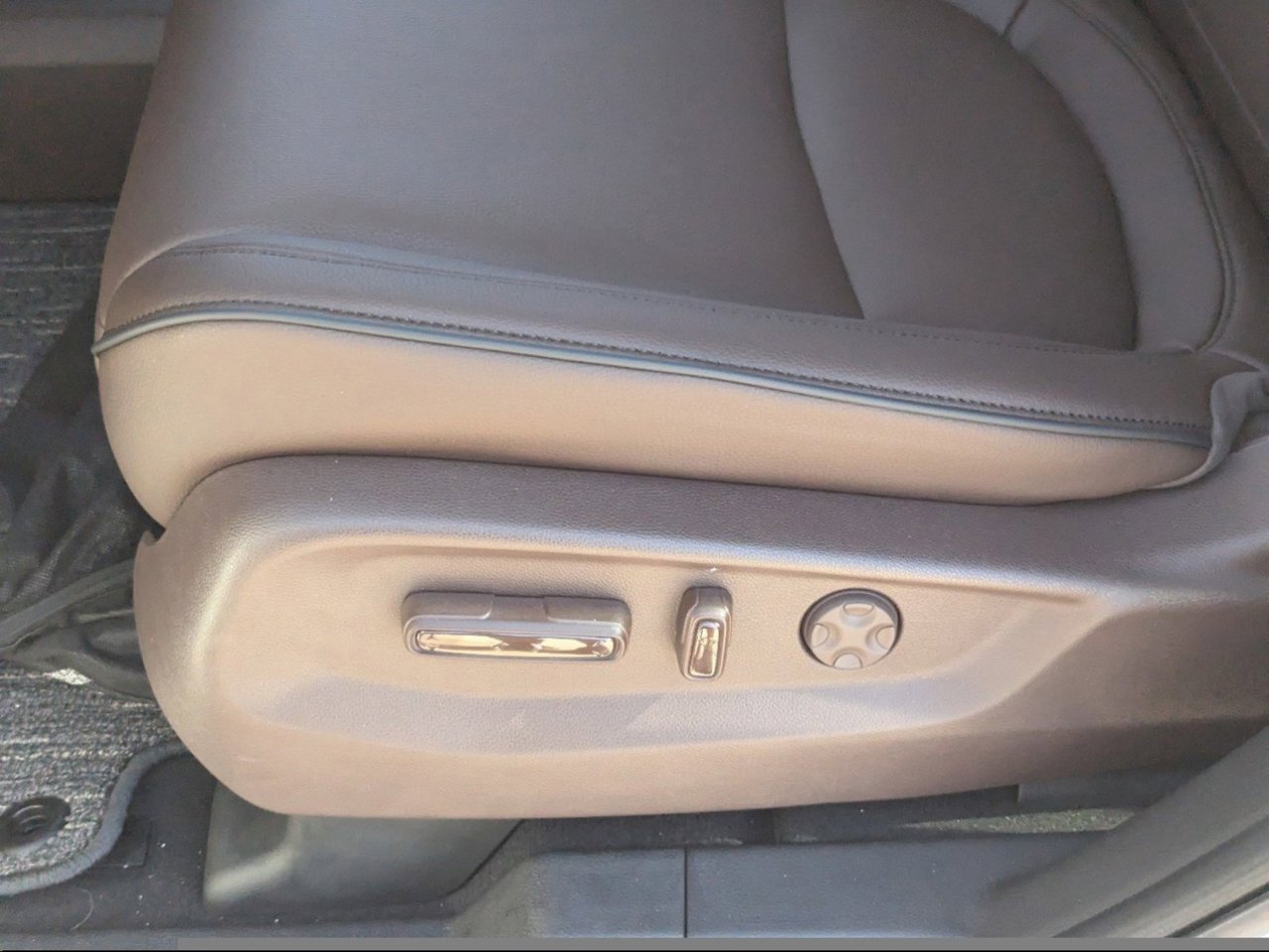 New 2027 Honda Odyssey Touring image 13