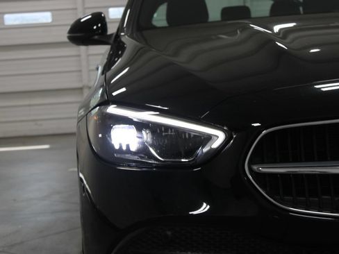 Used 2025 Mercedes-Benz C 300 Sedan image 11