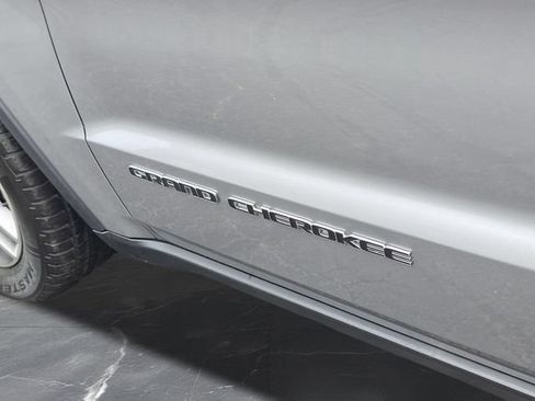 Used 2021 Jeep Grand Cherokee Limited w/ Luxury Group II AWD/4WD image 10