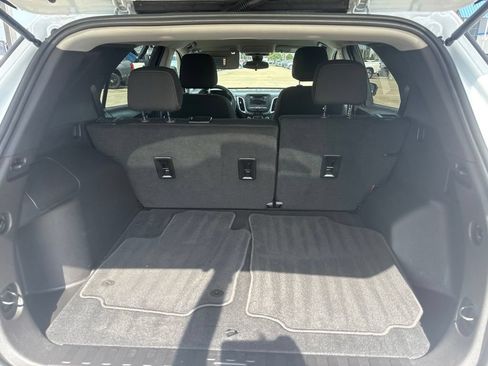 Used 2023 Chevrolet Equinox LT FWD image 13