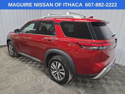 Used 2023 Nissan Pathfinder SL w/ Lighting Package (N92) AWD/4WD image 9