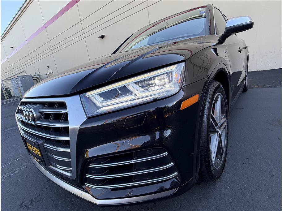 Used 2018 Audi SQ5 Premium Plus w/ S Sport Package AWD/4WD image 21