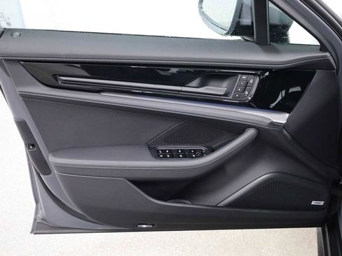 New 2026 Porsche Panamera 4 image 16