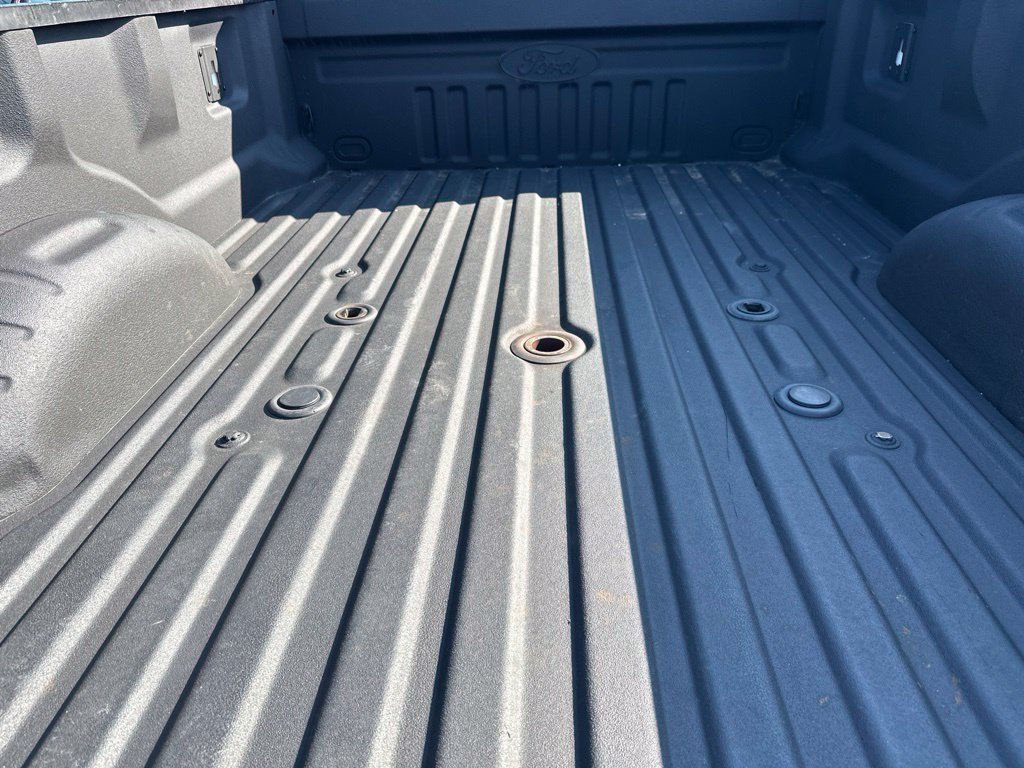 Used 2019 Ford F350 Lariat w/ Chrome Package AWD/4WD image 12