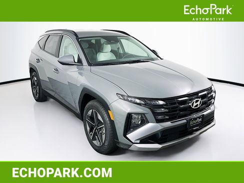 Used 2025 Hyundai Tucson SEL FWD image 1