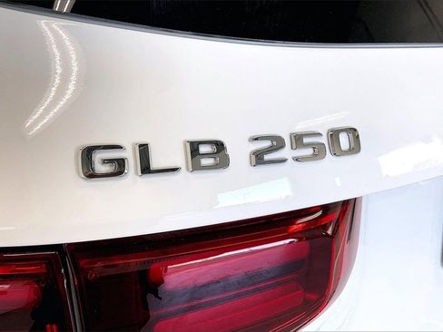 New 2026 Mercedes-Benz GLB 250 image 15
