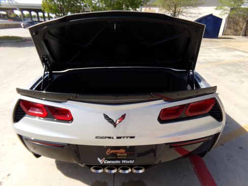 Used 2019 Chevrolet Corvette Grand Sport w/ Carbon Flash Badge Package image 13