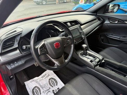 Used 2019 Honda Civic Sport image 12