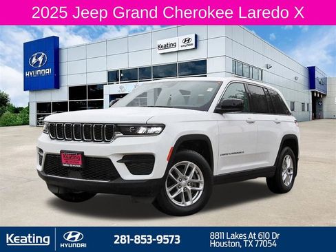 Used 2025 Jeep Grand Cherokee Laredo X w/ Luxury Tech Group I AWD/4WD image 1