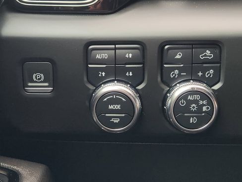 New 2026 Chevrolet Silverado 1500 Custom w/ Turbomax Blackout Package image 23