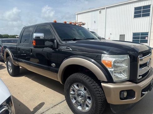 Used 2014 Ford F250 King Ranch w/ FX4 Off-Road Package AWD/4WD image 1