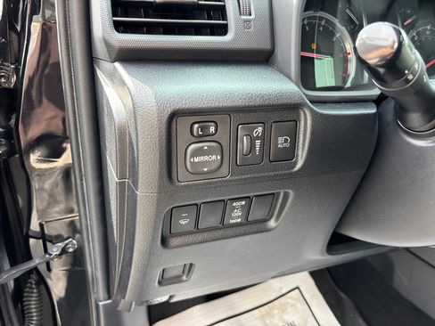 Used 2020 Toyota 4Runner TRD Off-Road Premium w/ Moonroof Package AWD/4WD image 13