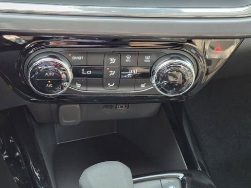 New 2026 Chevrolet Trax ACTIV w/ Driver Confidence Package FWD image 21