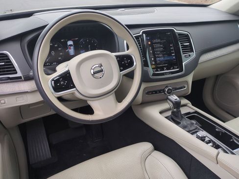 Used 2020 Volvo XC90 T6 Inscription w/ Protection Package Premier image 28