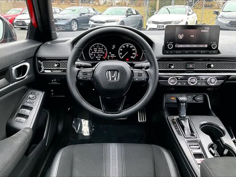 Used 2024 Honda Civic Sport image 6