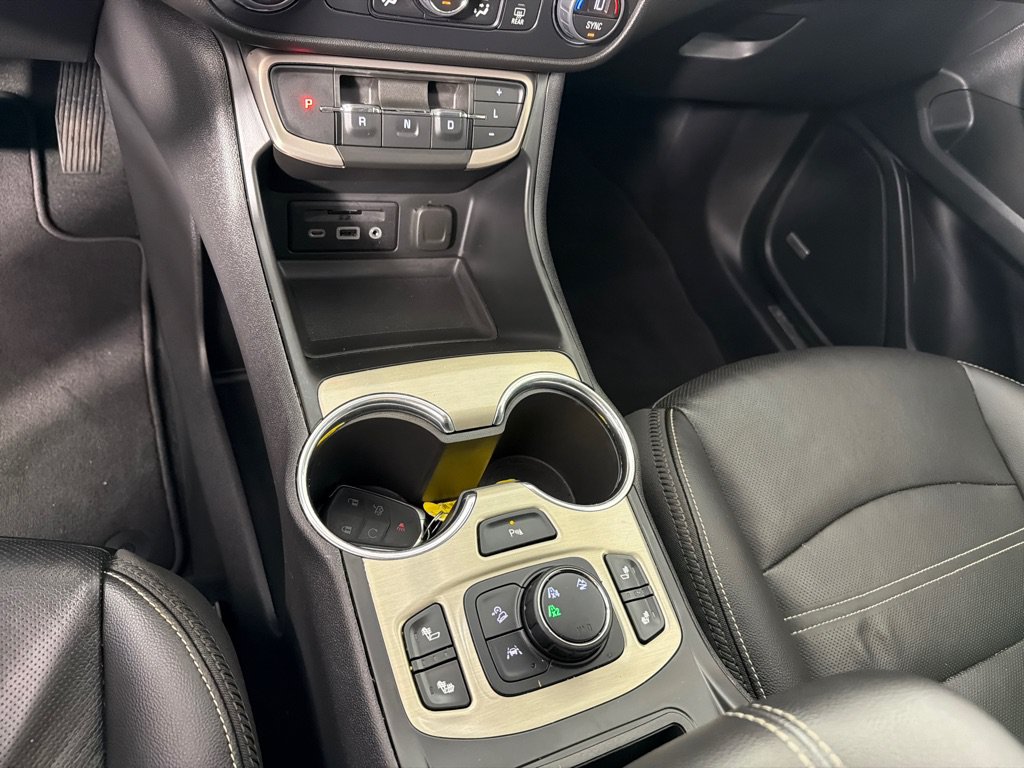 Used 2022 GMC Terrain Denali AWD/4WD image 19