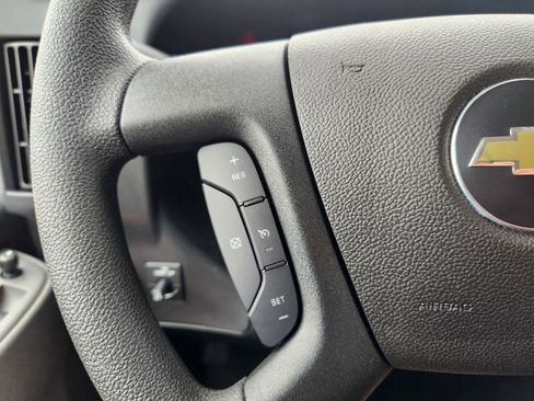 New 2025 Chevrolet Express 2500 w/ Driver Convenience Package image 28