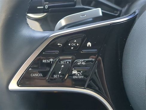 Used 2025 Mercedes-Benz E 350 4MATIC Sedan image 27