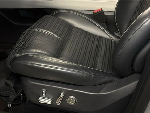 Used 2024 Lincoln Nautilus Reserve w/ Equipment Group 203A image 21